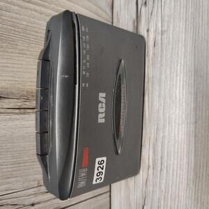 Vintage RCA AM/FM Portable Radio Cassette Player